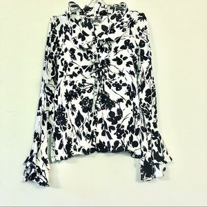 New Identity  LS Black & White Patterned Top A30